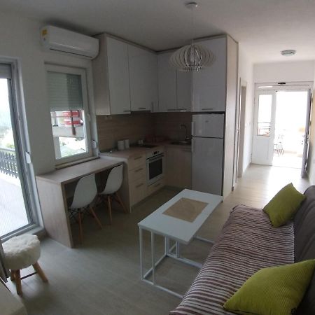 Apartman Dajoda 1 Bijela Exterior photo